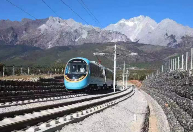 全讯官网 | 双向变流技术赋能高海拔轨道交通